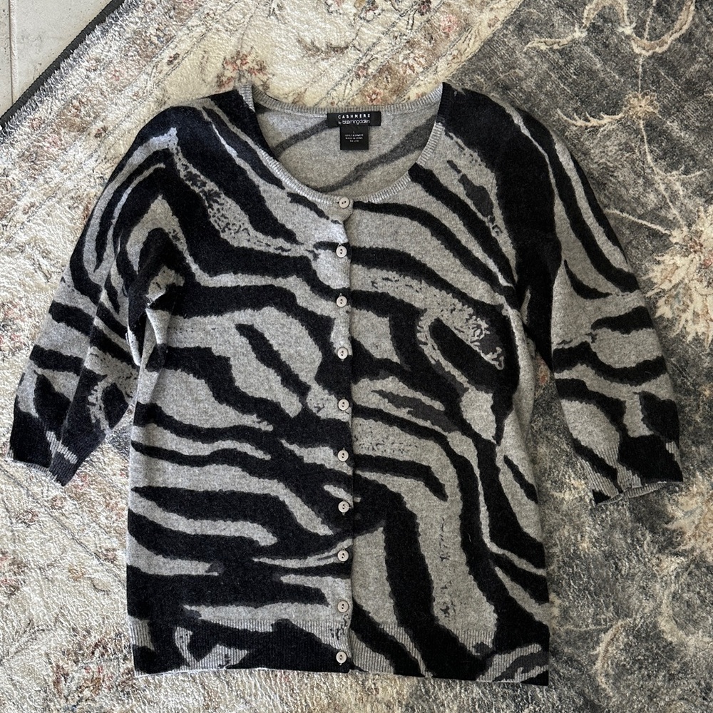 Cashmere by Bloomingdale’s Black and Gray Zebra Print Button-Front Cardigan